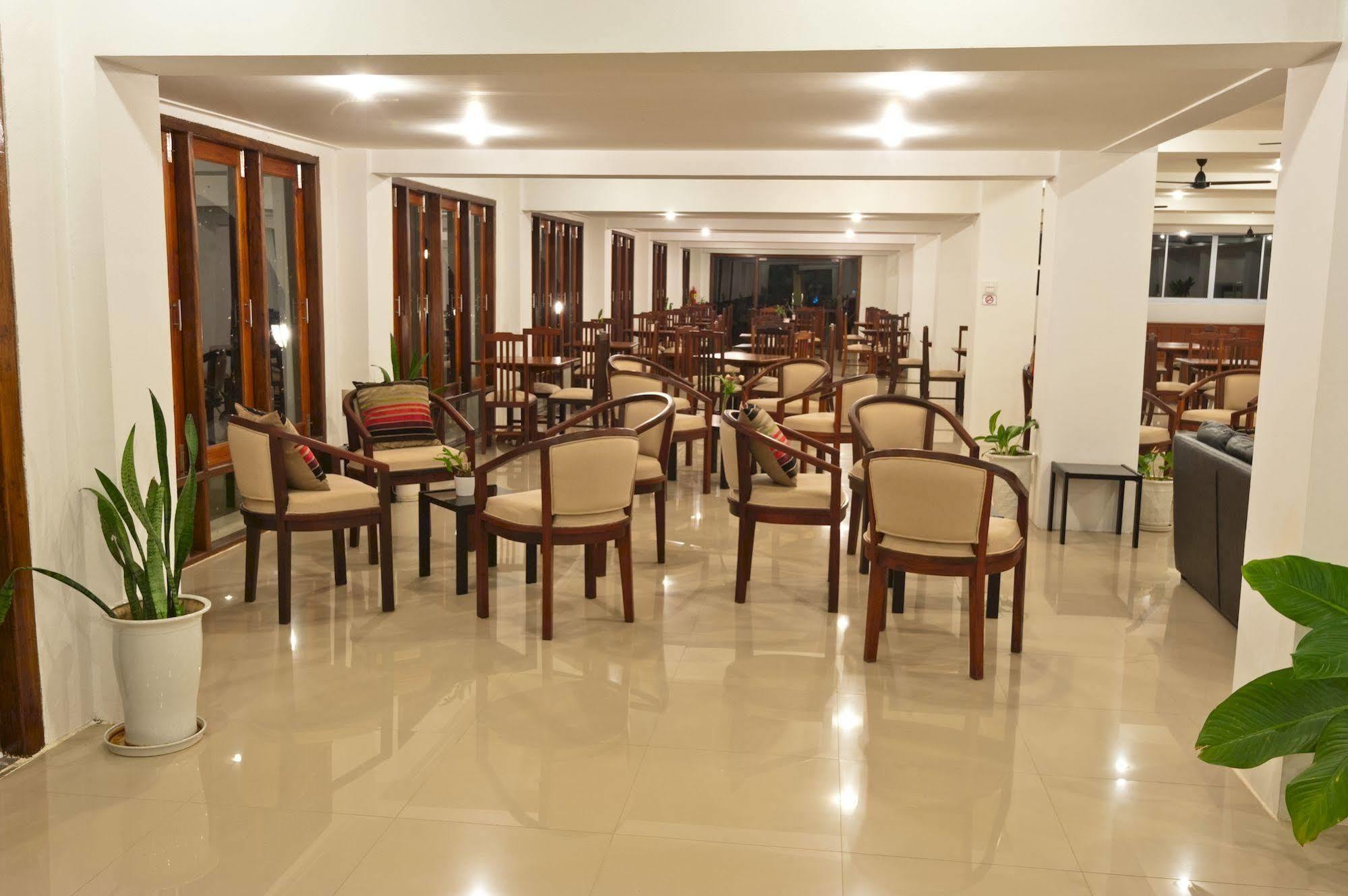 Silver Naga Hotel Vang Vieng Buitenkant foto